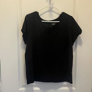 (NWT) Max Studio Black Short Sleeve V-Neck Top